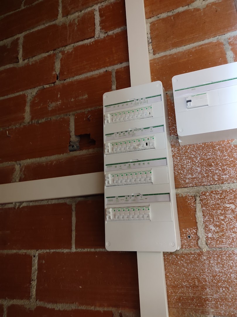 Delamarre Électricité — Photos 4